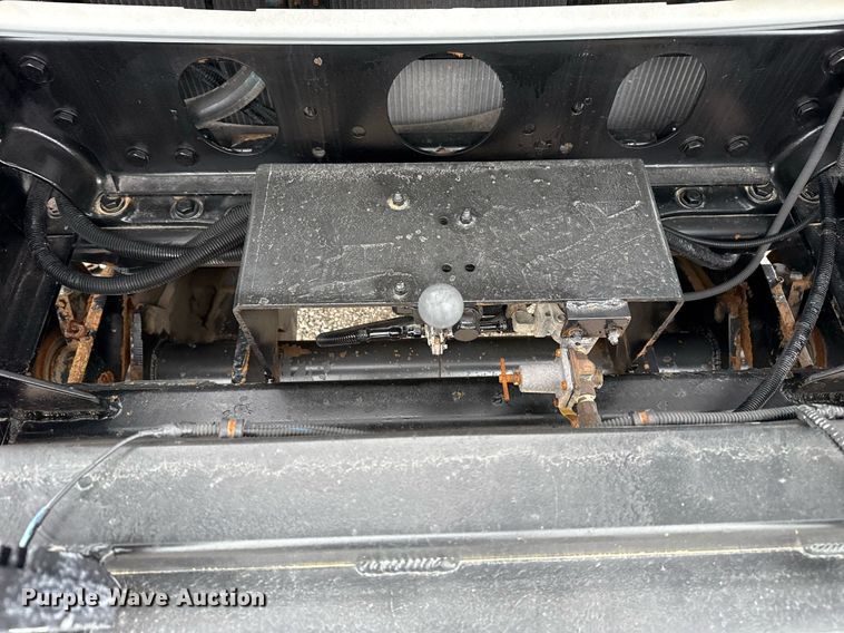 image for item EG5795 2010 Freightliner Business Class M2 crane truck