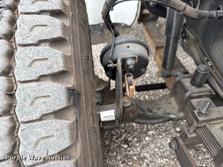 image for item EG5795 2010 Freightliner Business Class M2 crane truck