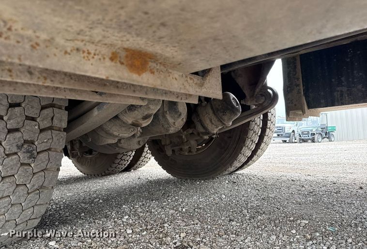 image for item EG5795 2010 Freightliner Business Class M2 crane truck