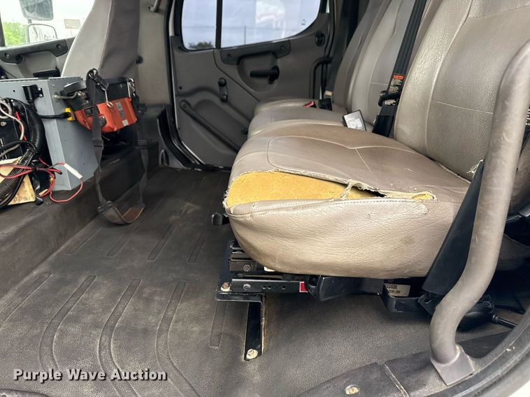 image for item EG5797 2013 Freightliner 114SD Crew Cab crane truck