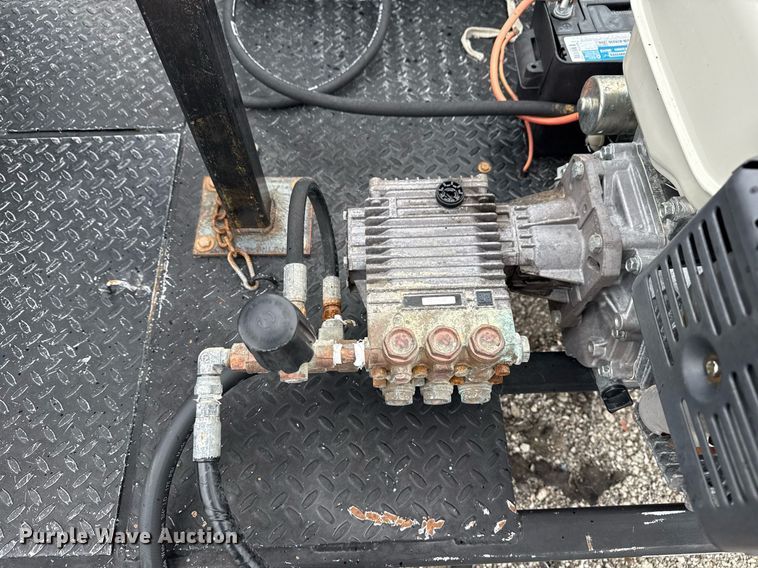 image for item EG5802 2016 Economy Drilling Solutions  vacuum excavator