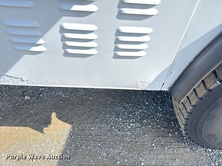 image for item EG5812 2007 Freightliner Business Class M2 Ext. Cab utility / service truck