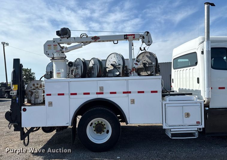 image for item EG5812 2007 Freightliner Business Class M2 Ext. Cab utility / service truck