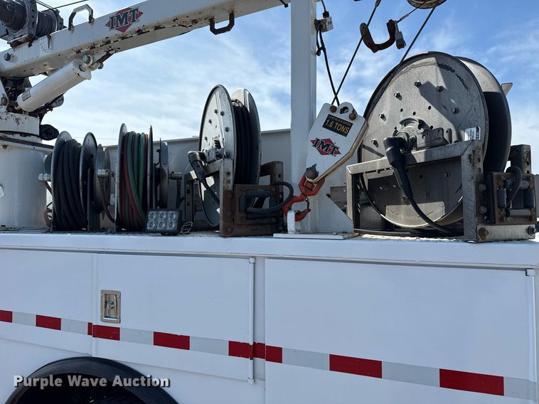 image for item EG5812 2007 Freightliner Business Class M2 Ext. Cab utility / service truck