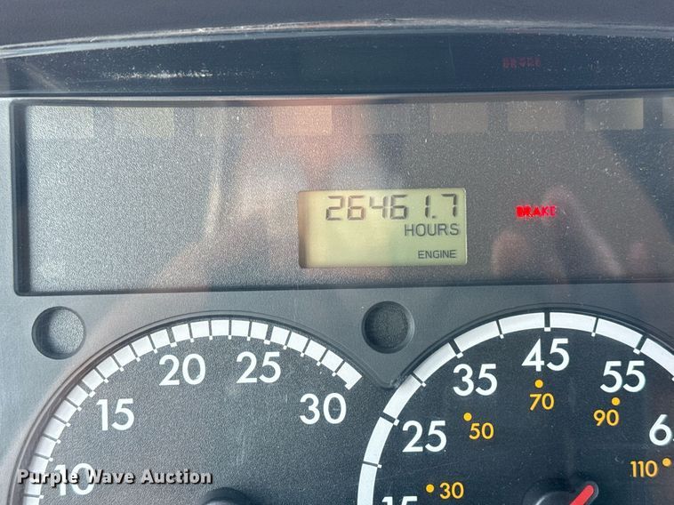 image for item EG5812 2007 Freightliner Business Class M2 Ext. Cab utility / service truck