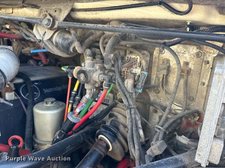 image for item EG5812 2007 Freightliner Business Class M2 Ext. Cab utility / service truck