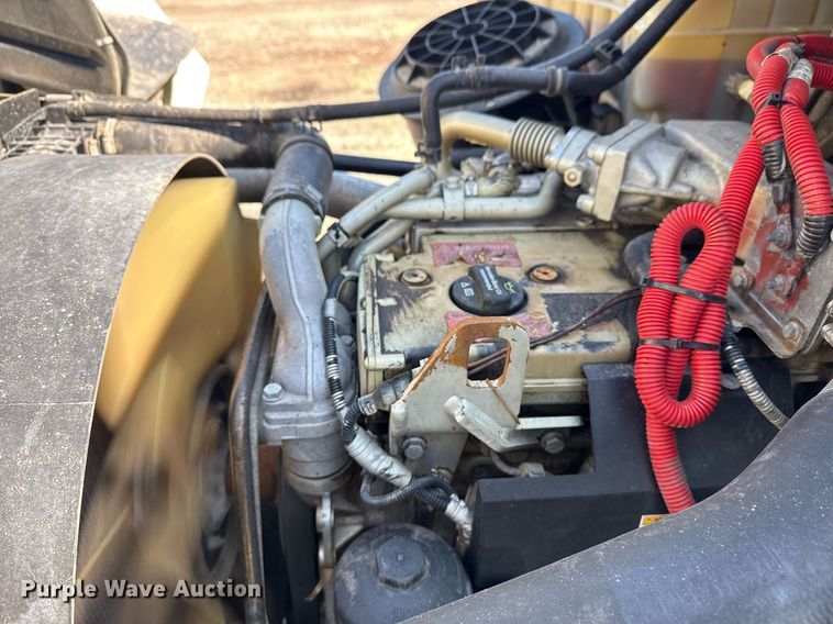 image for item EG5812 2007 Freightliner Business Class M2 Ext. Cab utility / service truck