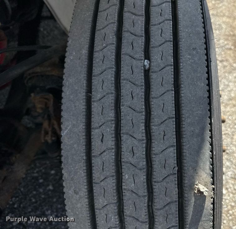 image for item EG5812 2007 Freightliner Business Class M2 Ext. Cab utility / service truck