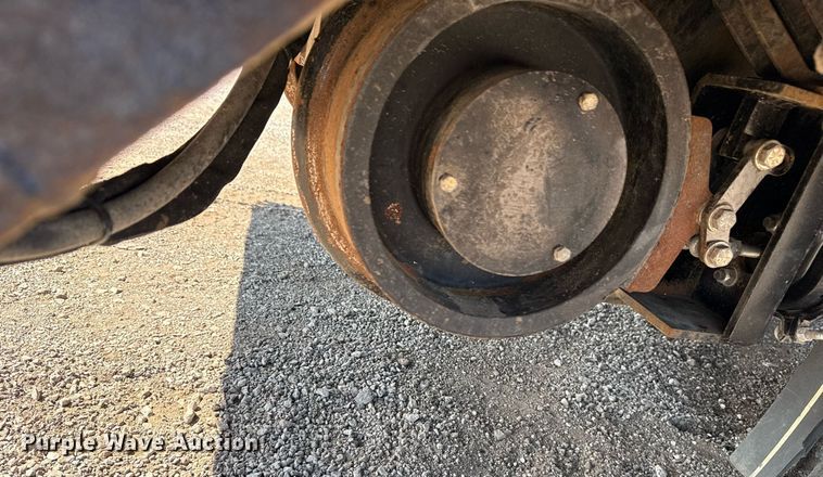 image for item EG5812 2007 Freightliner Business Class M2 Ext. Cab utility / service truck