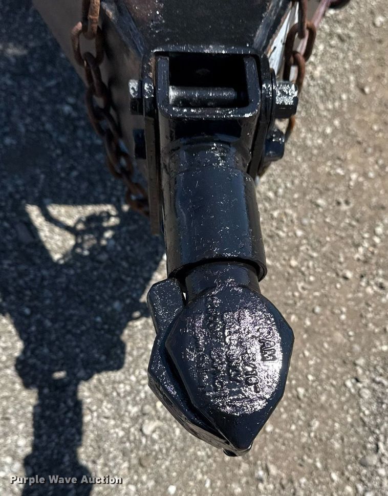 image for item EG5816 2016 Big Tex 10LX-12BK75IR dump trailer