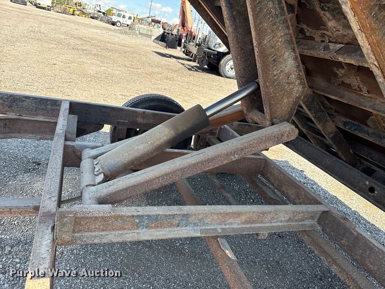 image for item EG5816 2016 Big Tex 10LX-12BK75IR dump trailer