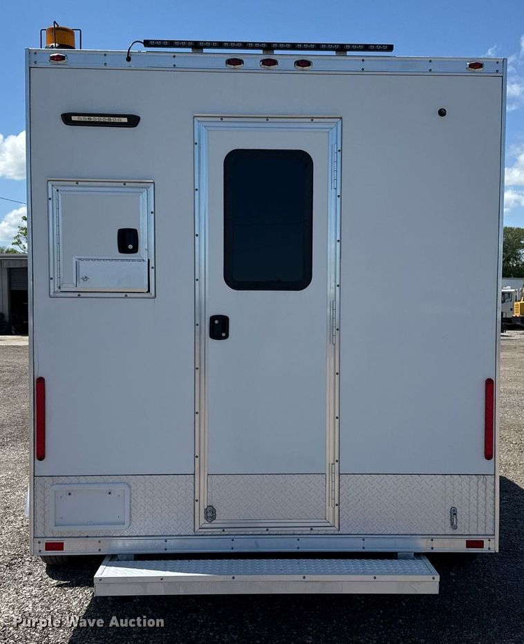 image for item EG5817 2022 InTech Trailers fiber optic splicing trailer