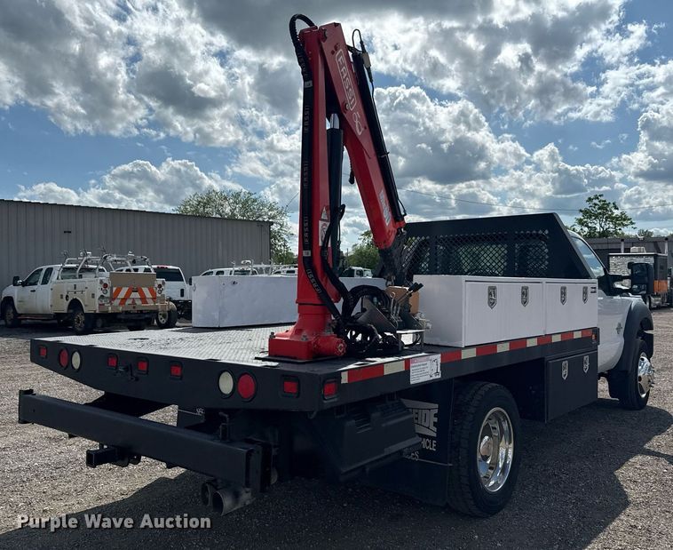 image for item EG5820 2015 Ford F550 Super Duty flatbed truck