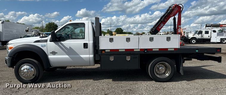 image for item EG5820 2015 Ford F550 Super Duty flatbed truck