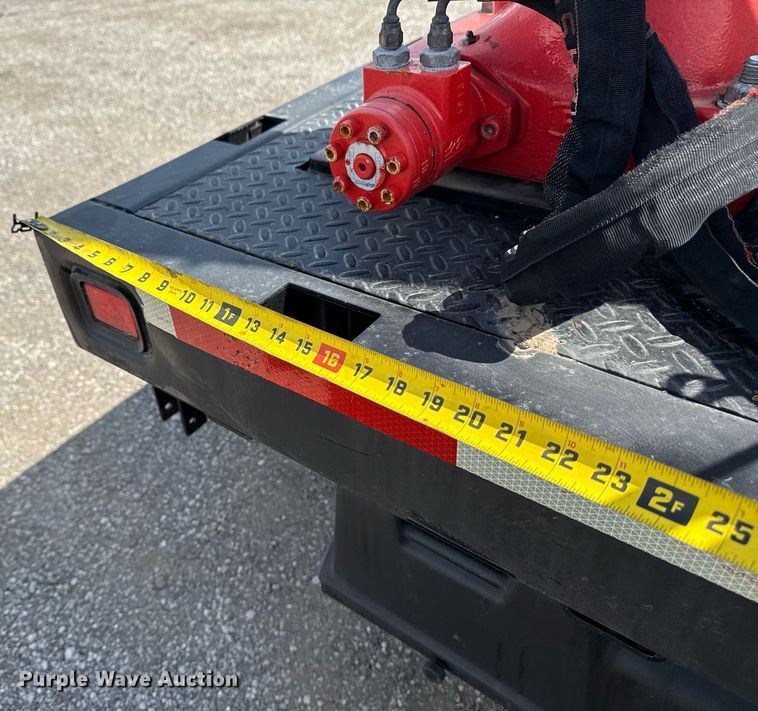 image for item EG5820 2015 Ford F550 Super Duty flatbed truck