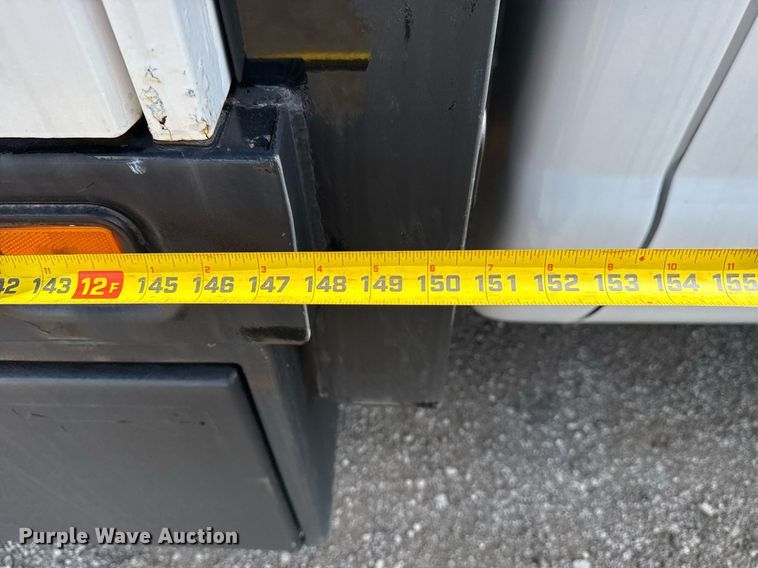 image for item EG5820 2015 Ford F550 Super Duty flatbed truck