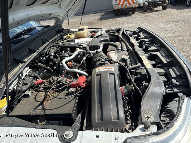 image for item EG5820 2015 Ford F550 Super Duty flatbed truck