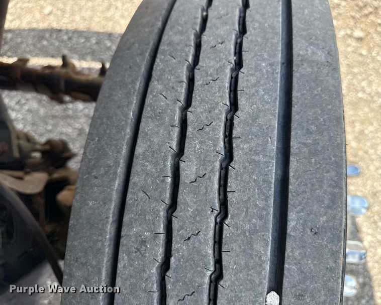 image for item EG5820 2015 Ford F550 Super Duty flatbed truck