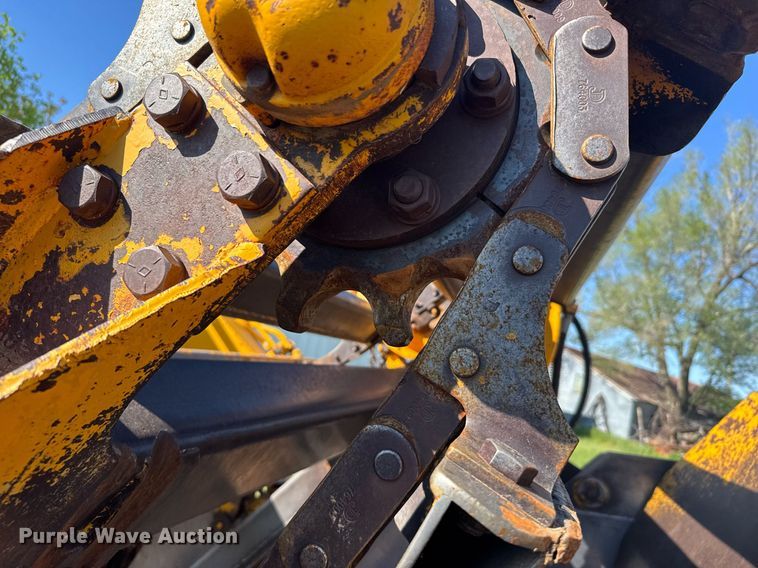 image for item EG6422 1978 John Deere 762 elevating scraper