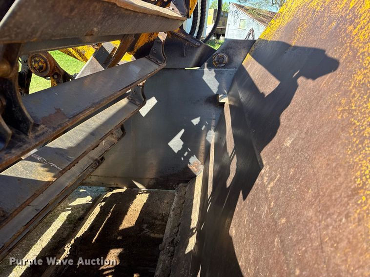 image for item EG6422 1978 John Deere 762 elevating scraper