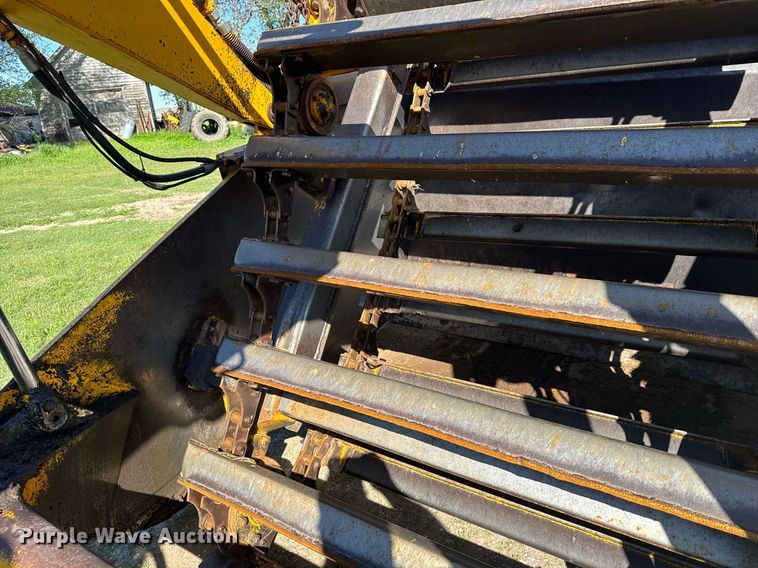 image for item EG6422 1978 John Deere 762 elevating scraper