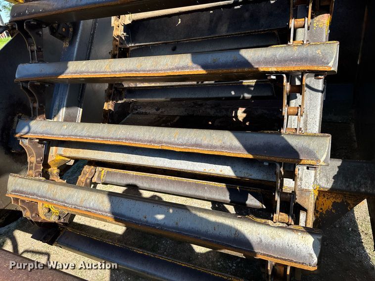 image for item EG6422 1978 John Deere 762 elevating scraper