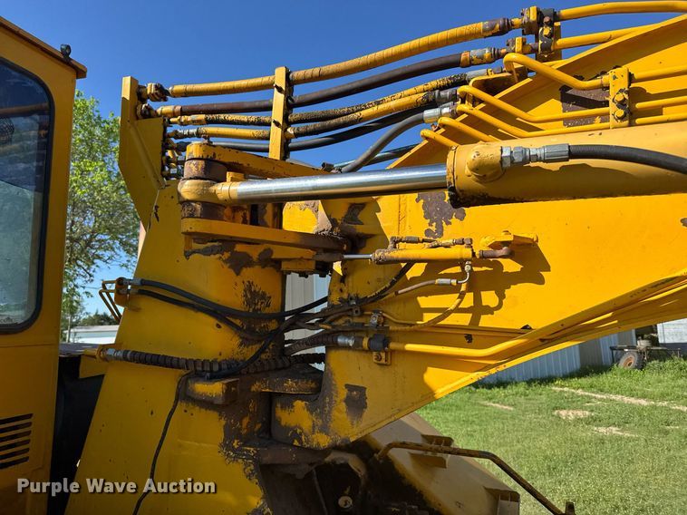 image for item EG6422 1978 John Deere 762 elevating scraper