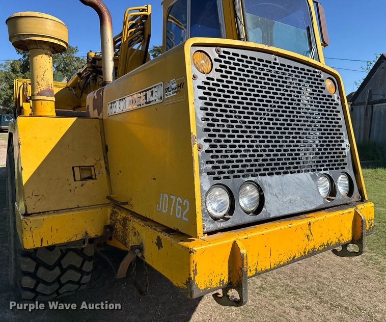 1978 John Deere 762 elevating scraper in Claflin, KS | Item
