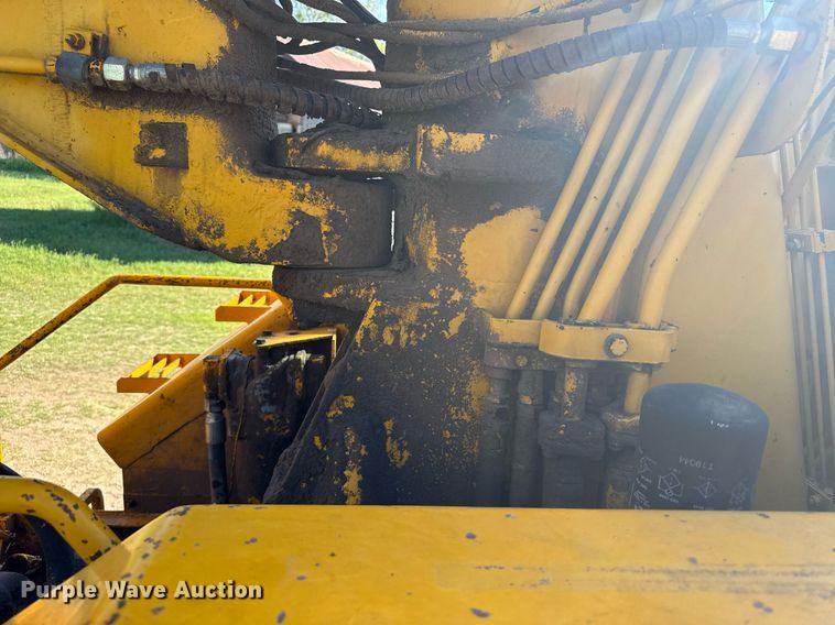 image for item EG6422 1978 John Deere 762 elevating scraper