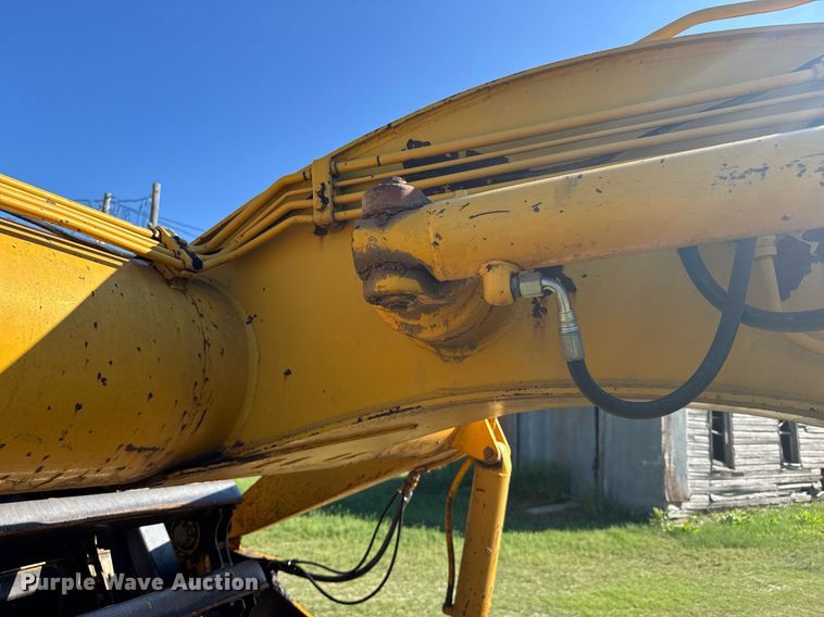 image for item EG6422 1978 John Deere 762 elevating scraper