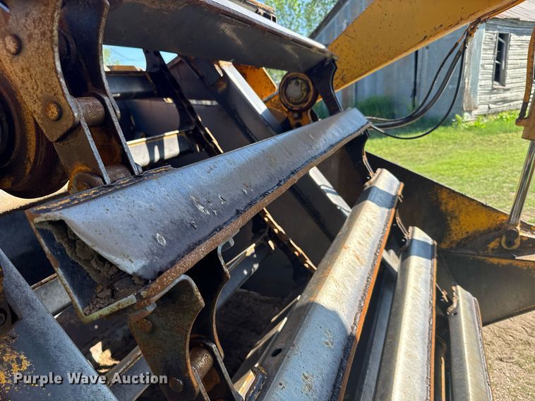 image for item EG6422 1978 John Deere 762 elevating scraper