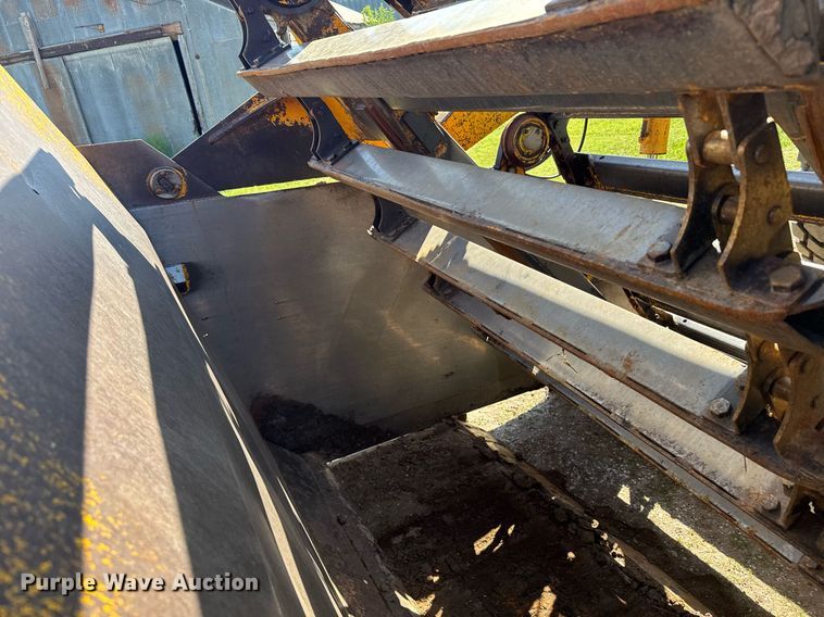 image for item EG6422 1978 John Deere 762 elevating scraper