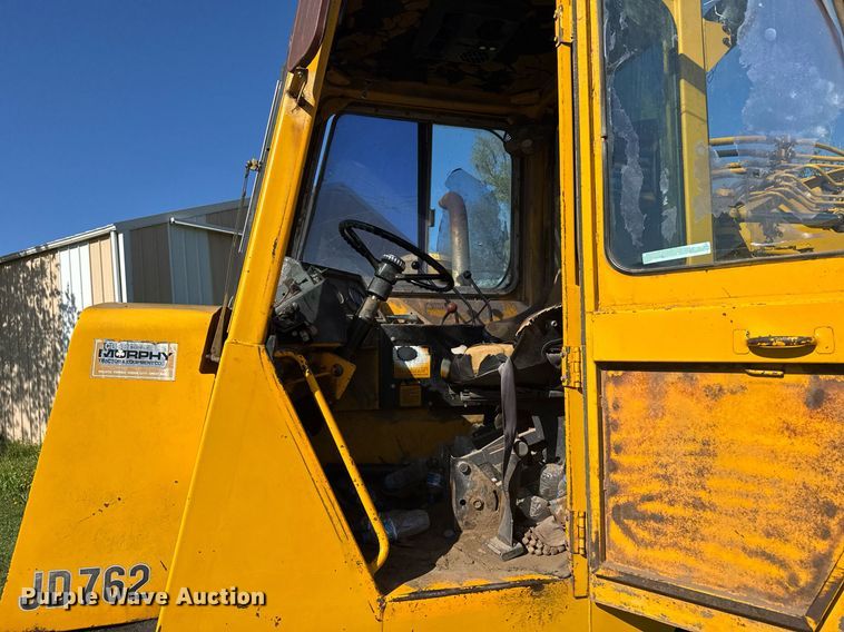 image for item EG6422 1978 John Deere 762 elevating scraper