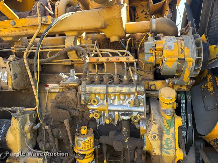 image for item EG6422 1978 John Deere 762 elevating scraper