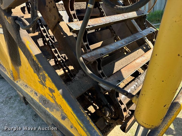 image for item EG6423 1974 John Deere 760A elevating scraper