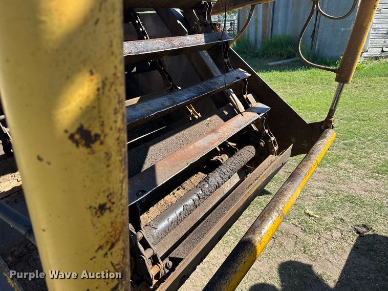 image for item EG6423 1974 John Deere 760A elevating scraper