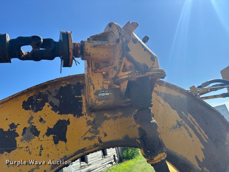 image for item EG6423 1974 John Deere 760A elevating scraper