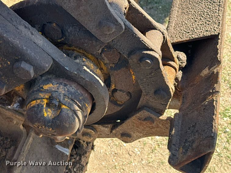 image for item EG6423 1974 John Deere 760A elevating scraper