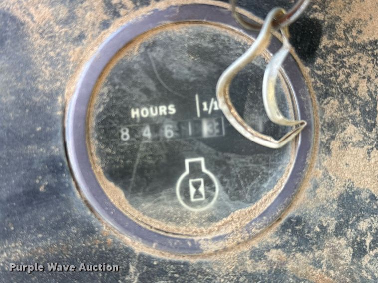 image for item EG6423 1974 John Deere 760A elevating scraper