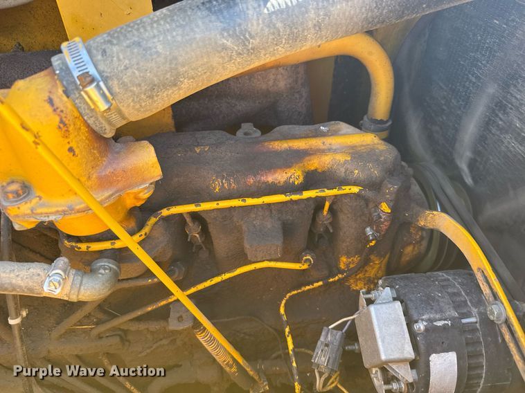 image for item EG6423 1974 John Deere 760A elevating scraper