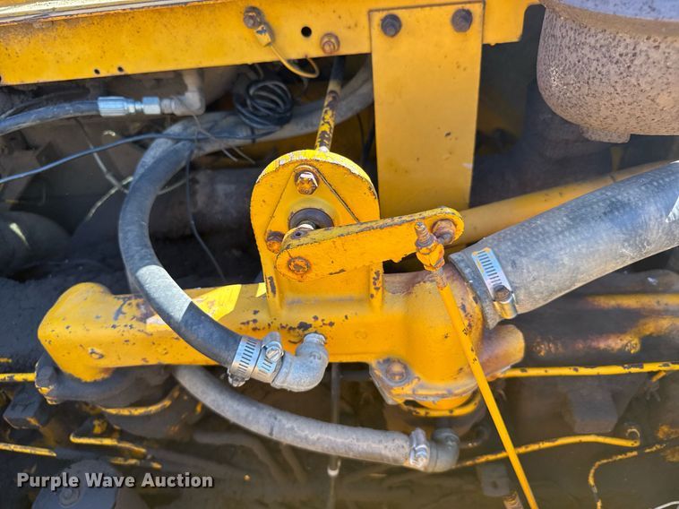 image for item EG6423 1974 John Deere 760A elevating scraper