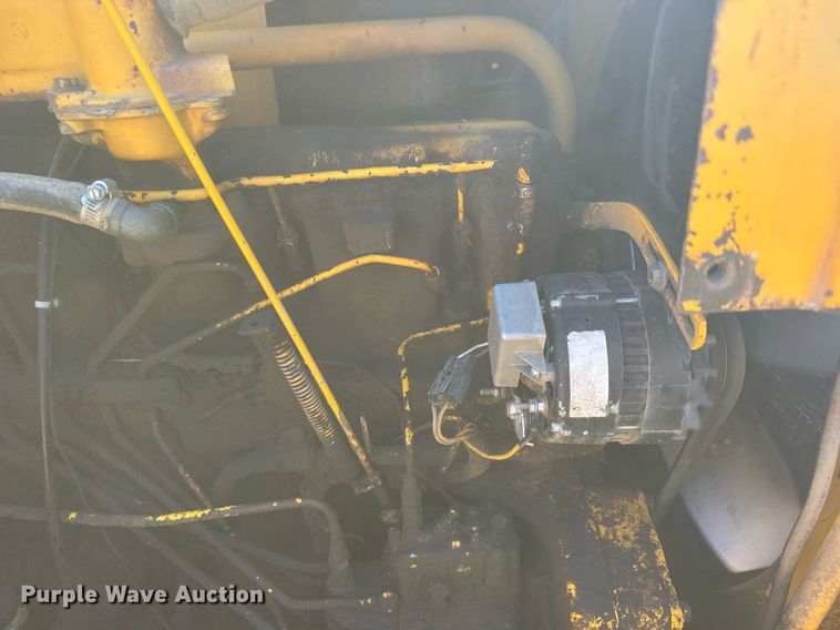 image for item EG6423 1974 John Deere 760A elevating scraper