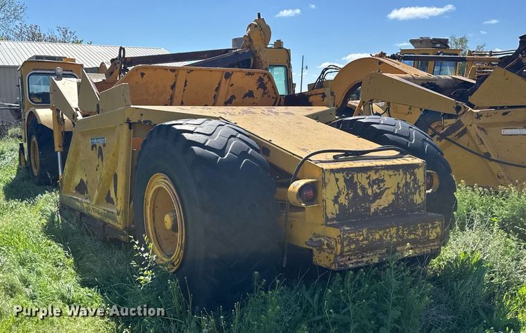 image for item EG6424 1973 John Deere 760-A elevating scraper