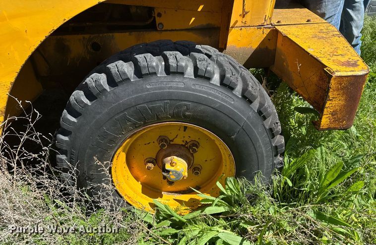 image for item EG6424 1973 John Deere 760-A elevating scraper