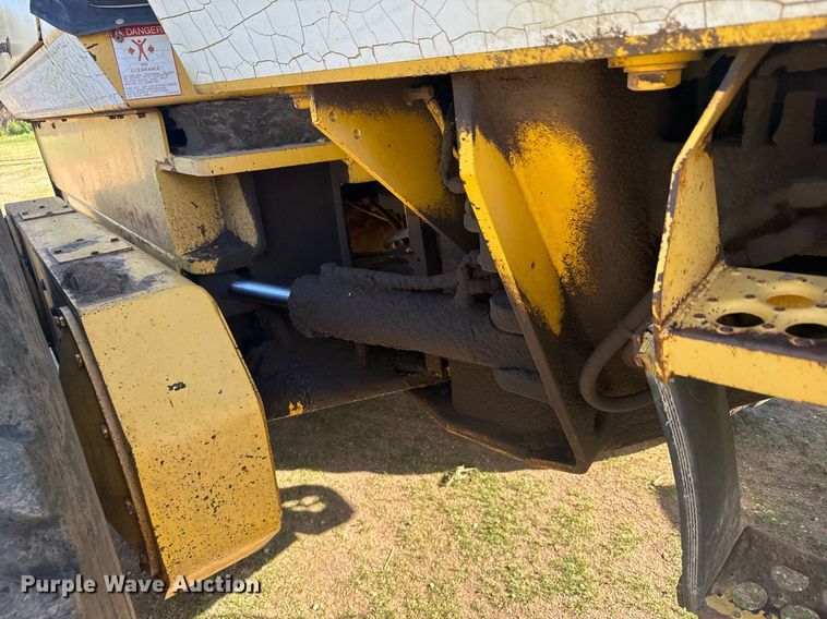 image for item EG6426 1997 Galion 850B motor grader