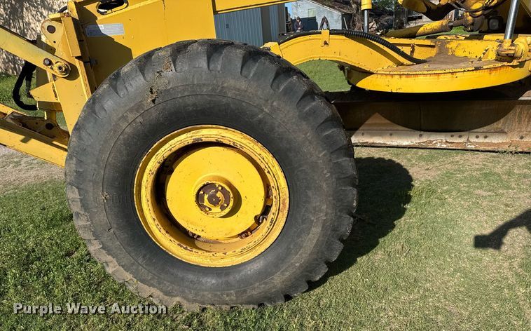 image for item EG6426 1997 Galion 850B motor grader