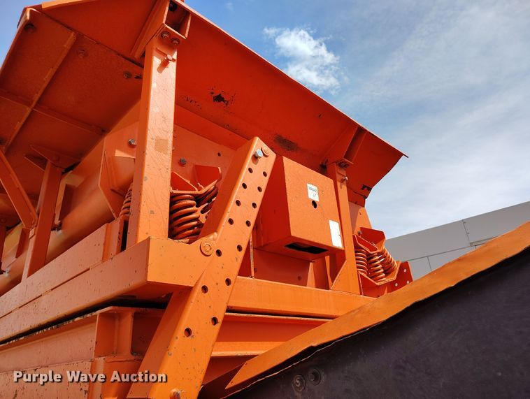 image for item EH0236 1999 Finlay 599 screening plant