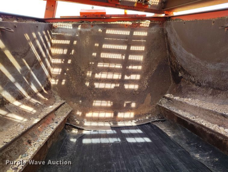 image for item EH0236 1999 Finlay 599 screening plant