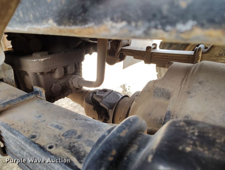 image for item EH0237 1997 International Paystar 5000 vacuum truck