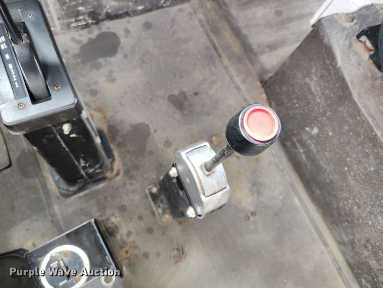 image for item EH0237 1997 International Paystar 5000 vacuum truck